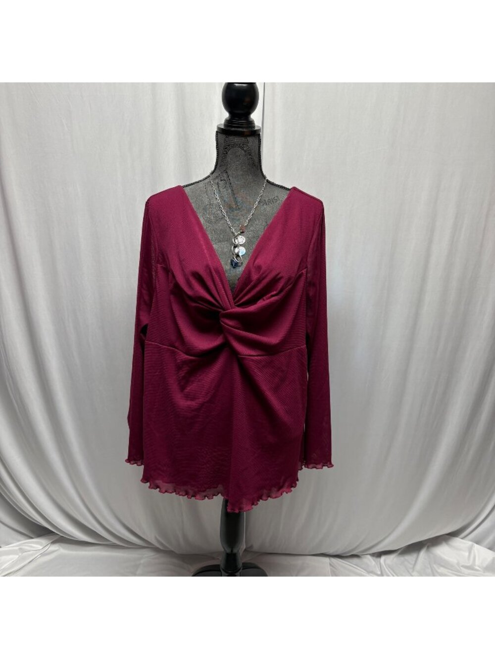Faded Glory Twist Front Top Womens Size 26W-28W Fuchsia V-Neck Lightweight Lined